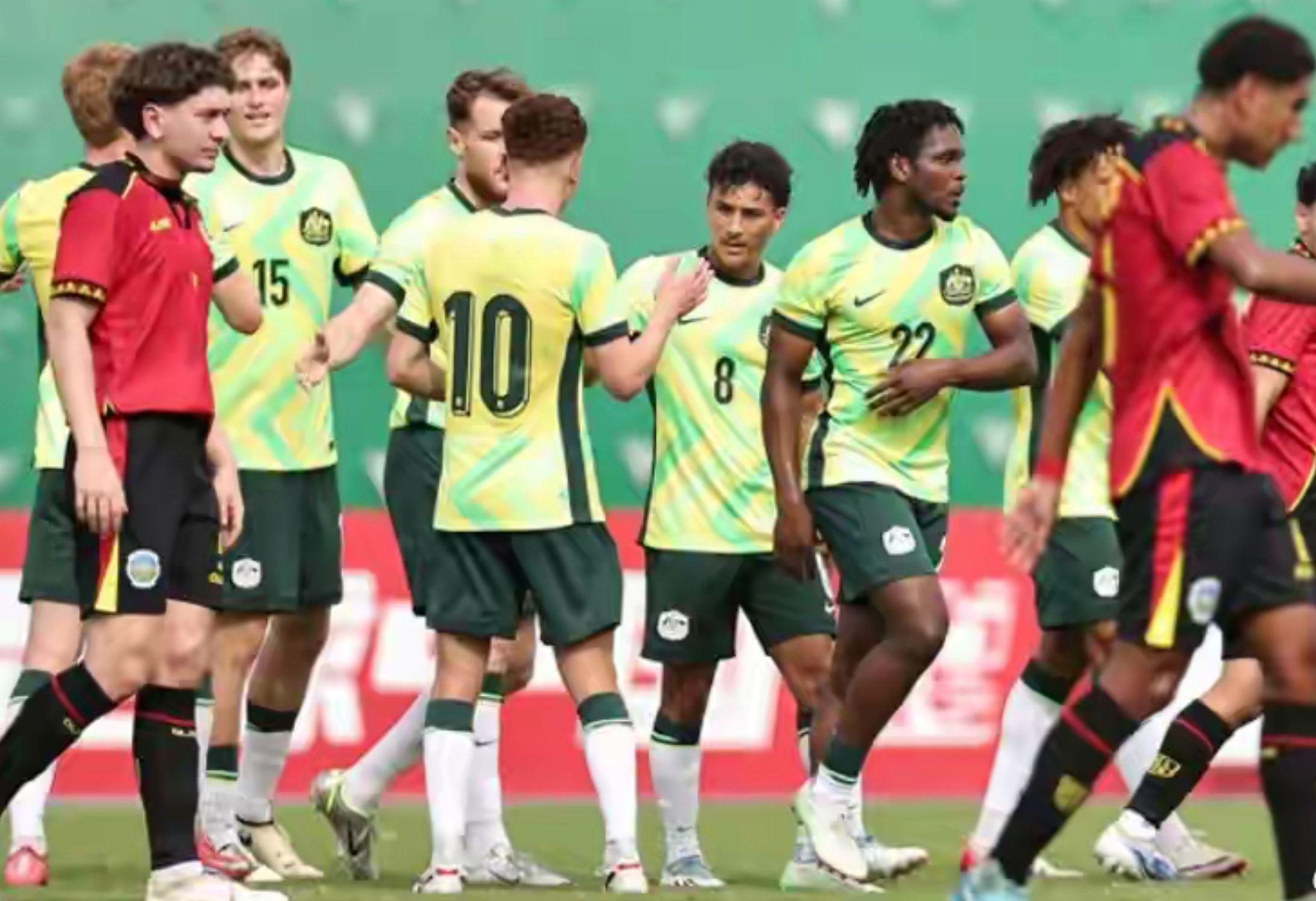 的队伍中排, 帮忙抬咱的